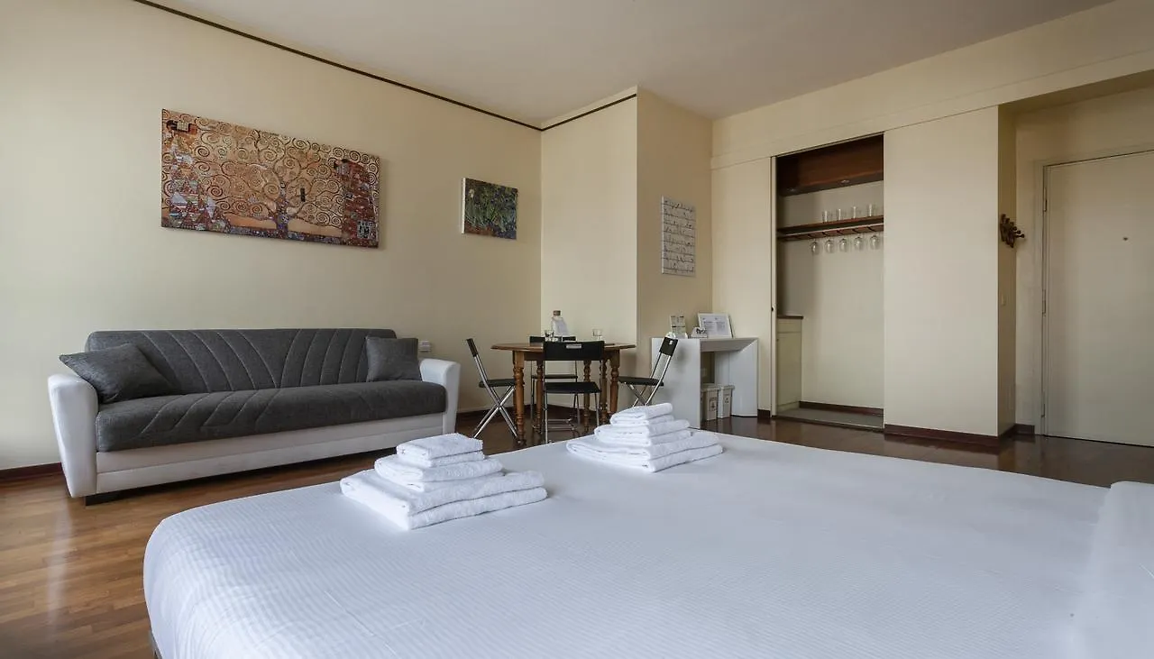 Italianway-Santo Stefano 5 Lejlighed Milano